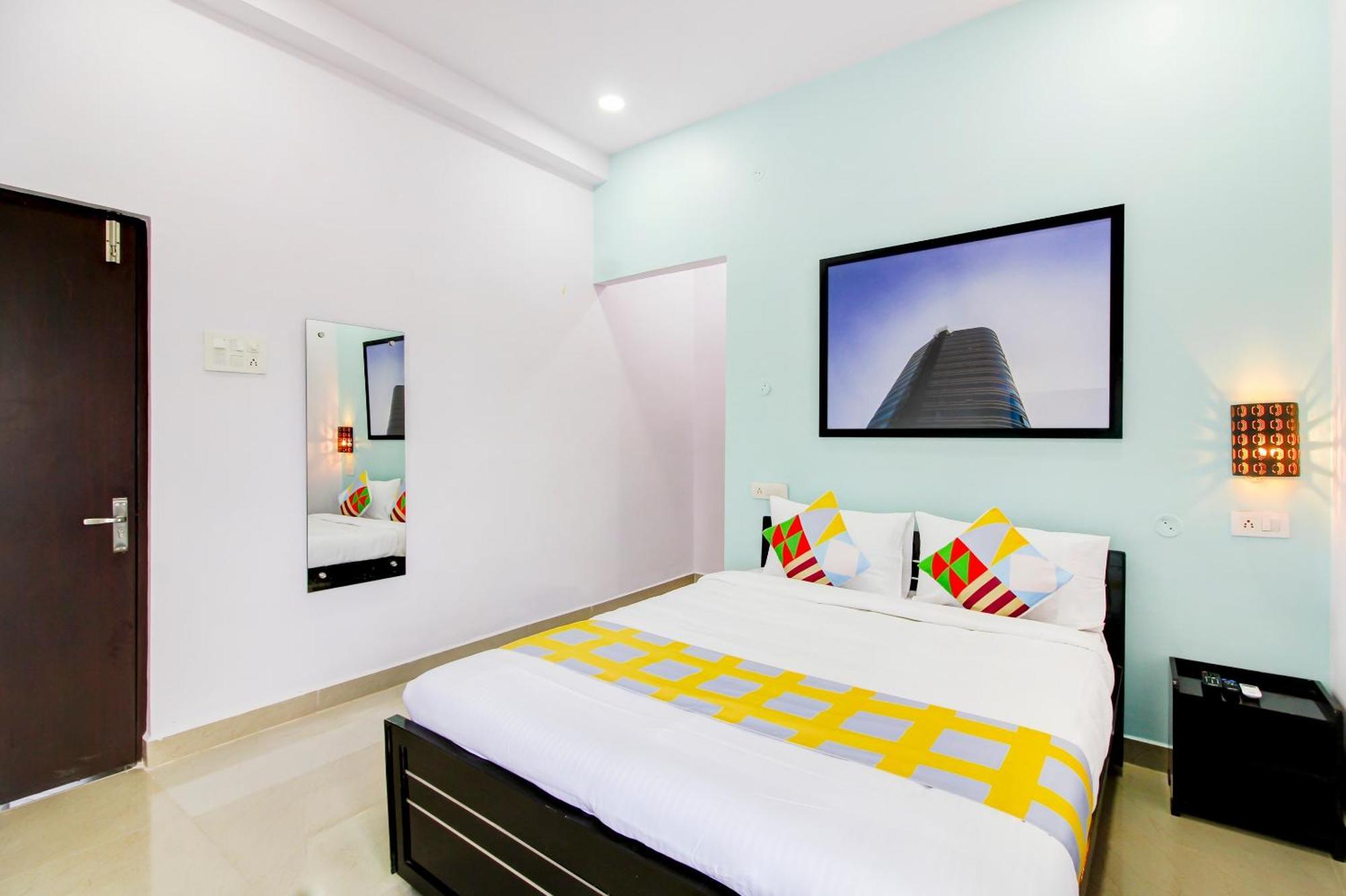Hotel O Home Comfortable Stays, Near Aasam Gadh Current Office Sururnagar Exteriör bild