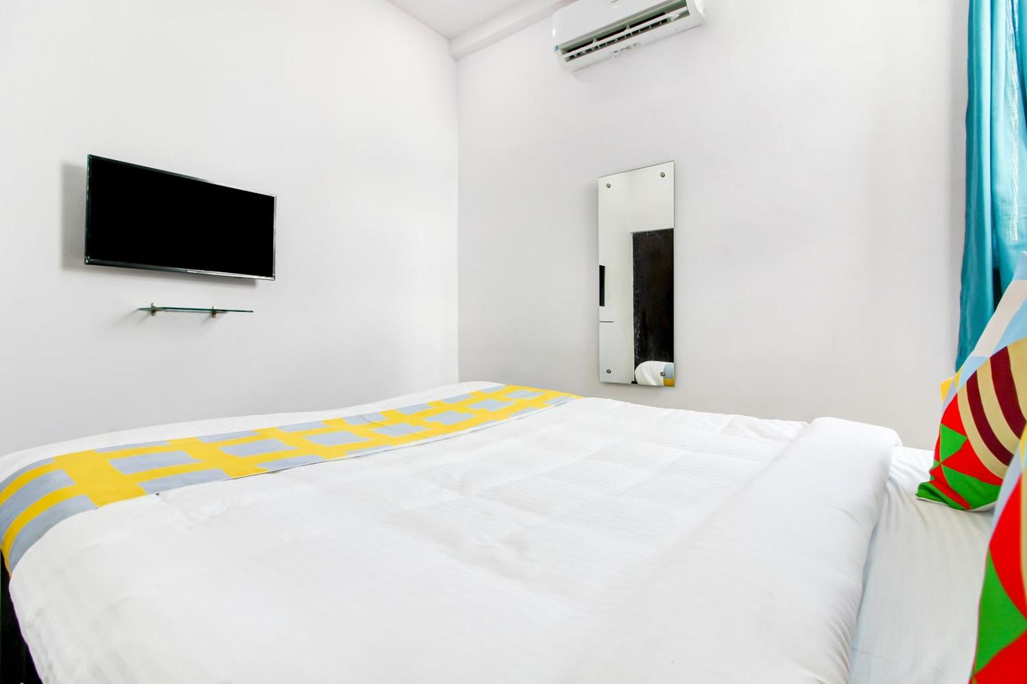 Hotel O Home Comfortable Stays, Near Aasam Gadh Current Office Sururnagar Exteriör bild